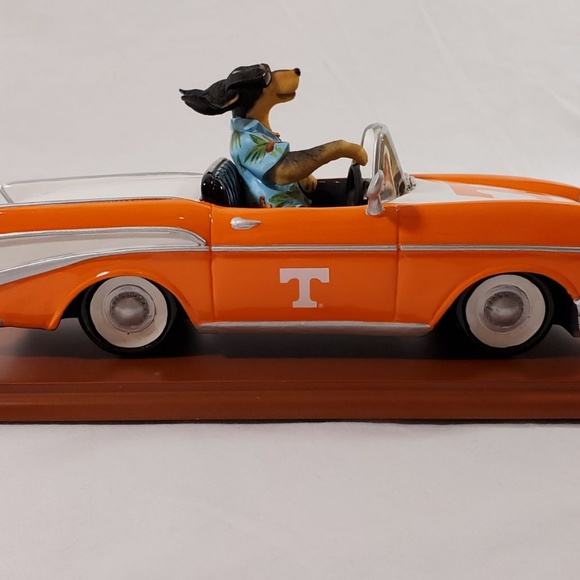 University of Tennessee "Cruisin" Chevy - Picture 6 of 7